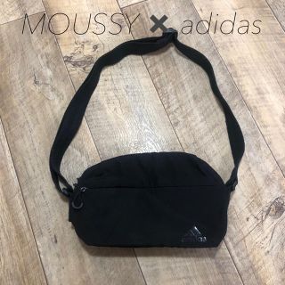 マウジー(moussy)のYUKA様 MOUSSY adidas コラボ ボディバッグ サコッシュ(ボディバッグ/ウエストポーチ)