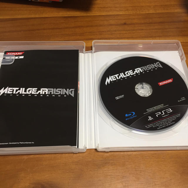 KONAMI(コナミ)のメタルギアライジング Metal Gear エンタメ/ホビーのゲームソフト/ゲーム機本体(家庭用ゲームソフト)の商品写真