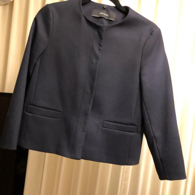 zara ノーカラージャケット