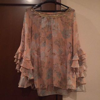 グレースコンチネンタル(GRACE CONTINENTAL)のグレース♡花柄シフォントップスPINK(シャツ/ブラウス(長袖/七分))