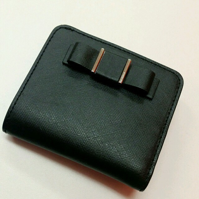 COACH(コーチ)のCOACH　リボン　二つ折り財布　黒 レディースのファッション小物(財布)の商品写真
