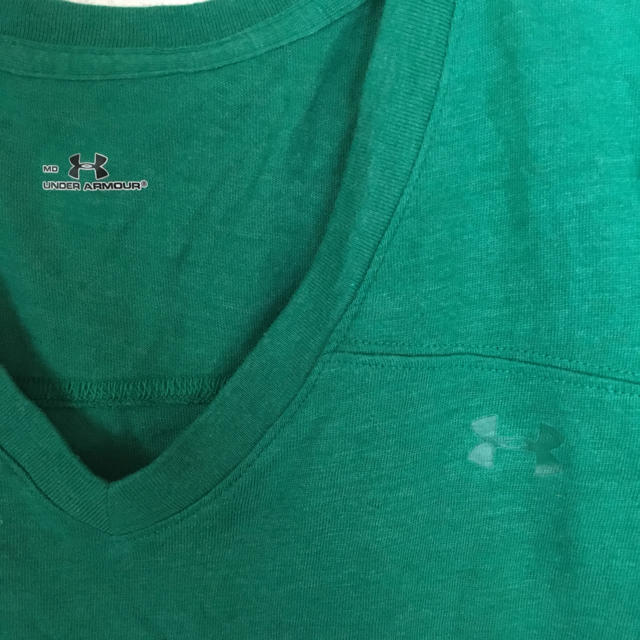 UNDER ARMOUR(アンダーアーマー)のアンダーアーマー Tシャツ レディースのトップス(Tシャツ(半袖/袖なし))の商品写真