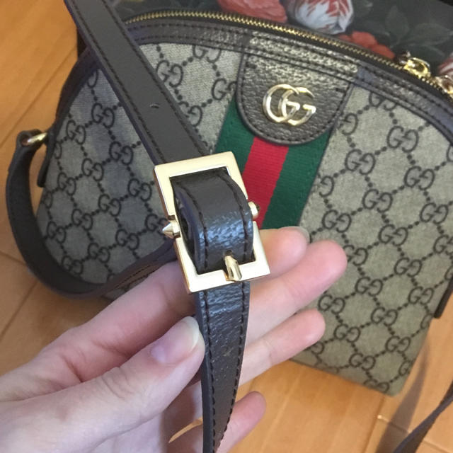 Gucci(グッチ)のGUCCI ショルダーバッグ レディースのバッグ(ショルダーバッグ)の商品写真