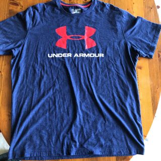 アンダーアーマー(UNDER ARMOUR)の 美品! アンダーアーマー トレーニングTシャツ サイズ XXL(Tシャツ/カットソー(半袖/袖なし))