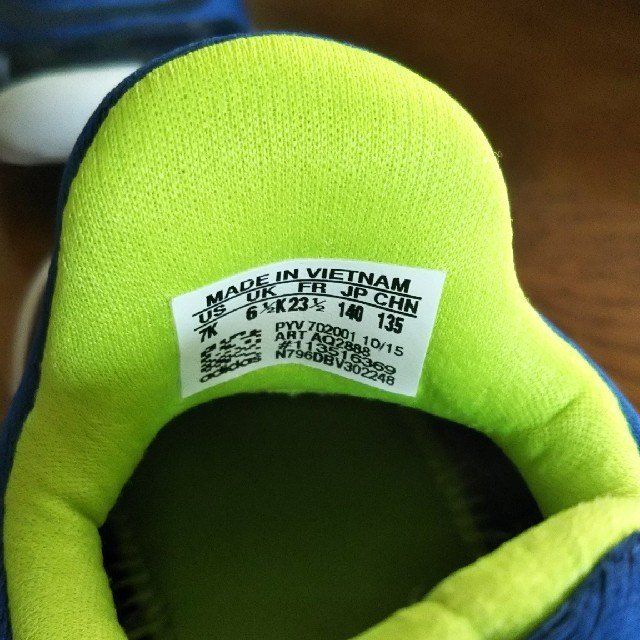 adidas(アディダス)のベビーシューズ アディダス  値下げしました キッズ/ベビー/マタニティのベビー靴/シューズ(~14cm)(その他)の商品写真