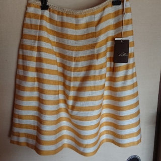 ミントブリーズ(MINT BREEZE)の新品 日本製 黄色とベージュのスカート (ひざ丈スカート)