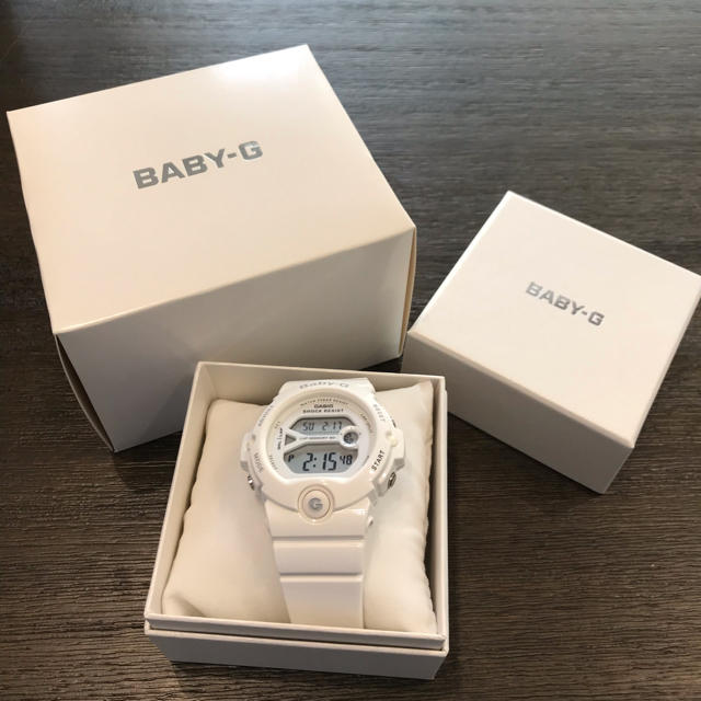 Baby-G(ベビージー)の腕時計 Baby-G ホワイト レディースのファッション小物(腕時計)の商品写真