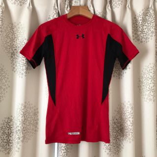 アンダーアーマー(UNDER ARMOUR)のＴシャツ(Tシャツ/カットソー(半袖/袖なし))