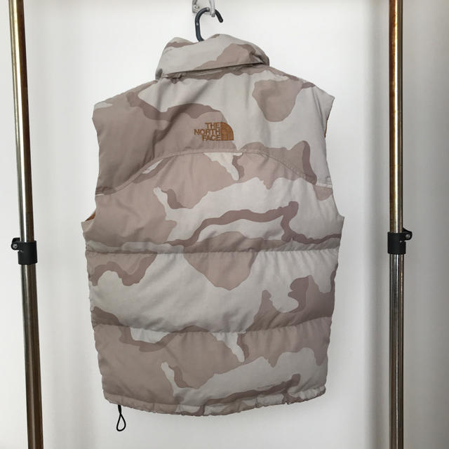 THE NORTH FACE(ザノースフェイス)のThe North Face ノースフェイス ダウンベスト ヌプシ メンズのジャケット/アウター(ダウンベスト)の商品写真