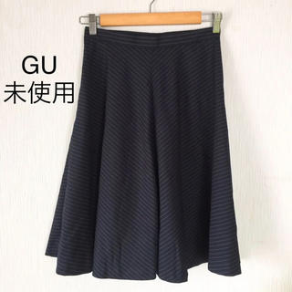 ジーユー(GU)のGU ジーユー スカート ネイビーストライプ(ひざ丈スカート)