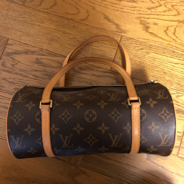 LOUIS VUITTON ルイヴィトン パピヨン