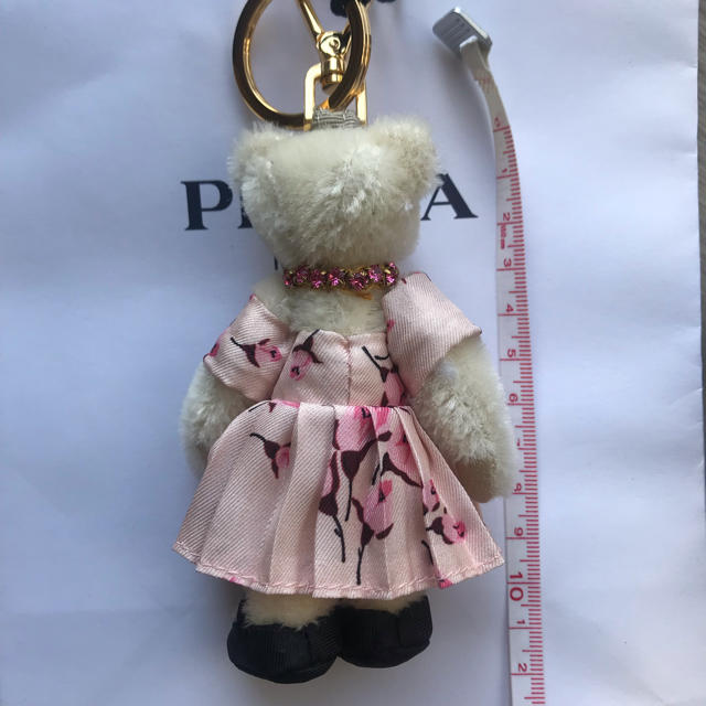 新品♪紙袋つき】PRADA 人気♪ベア キーホルダー 新品♪紙袋つき】PRADA 人気♪ベア キーホルダー