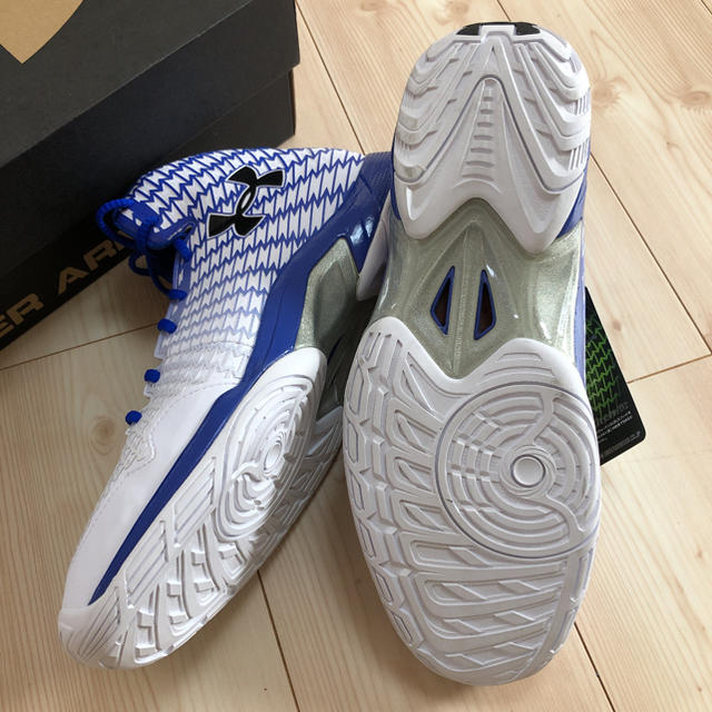 UNDER ARMOUR - 新品 アンダーアーマー クラッチフィット UNDER ARMOUR - 新品 アンダーアーマー クラッチフィット