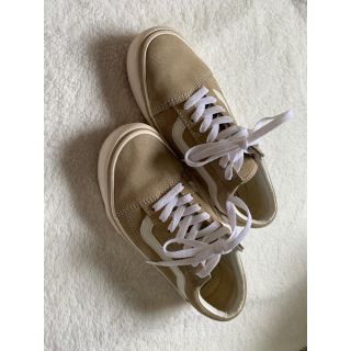 ヴァンズ(VANS)の VANS オールドスクール  ベージュ 23.5 インスタ人気(スニーカー)