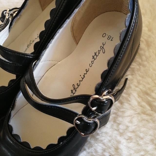 Catherine Cottage(キャサリンコテージ)の黒18m本革靴２本ベルト日本製キャサリンコテージ キッズ/ベビー/マタニティのキッズ靴/シューズ(15cm~)(フォーマルシューズ)の商品写真