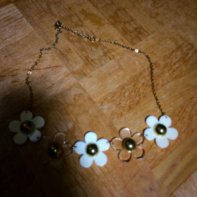 お花ネックレス♡ レディースのアクセサリー(ネックレス)の商品写真