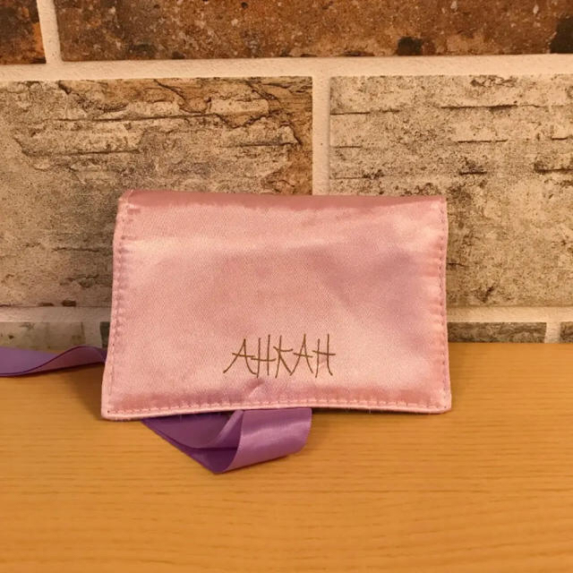 AHKAH(アーカー)のAHKAH・アクセサリーポーチ レディースのファッション小物(ポーチ)の商品写真