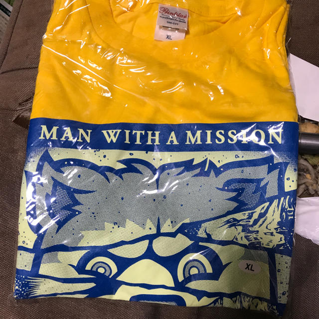 MAN WITH A MISSION(マンウィズアミッション)のMAN WITH A MISSION ツアーT 限定T 新品未使用 XL エンタメ/ホビーのタレントグッズ(ミュージシャン)の商品写真