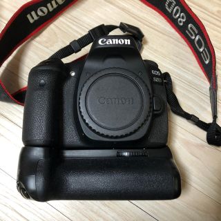 キヤノン(Canon)の【不具合なし】EOS 80D デジタル一眼レフ レンズおまけ(デジタル一眼)