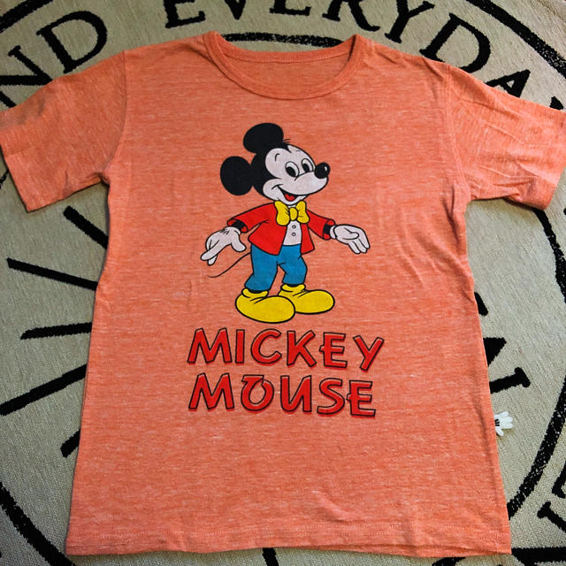 Disney(ディズニー)のミッキーTシャツ キッズ/ベビー/マタニティのキッズ服男の子用(90cm~)(Tシャツ/カットソー)の商品写真