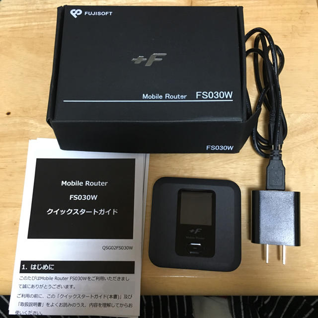 FUJISOFT モバイルWi-Fi FS030W スマホ/家電/カメラのスマホ/家電/カメラ その他(その他)の商品写真