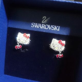 スワロフスキー(SWAROVSKI)のイヤリング  スワロフスキー  ハローキティ(イヤリング)