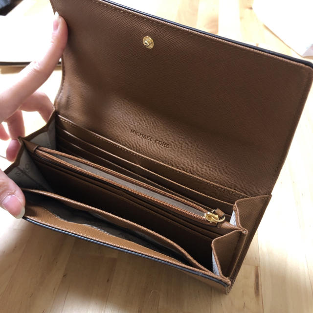 MICHAEL KORS  財布