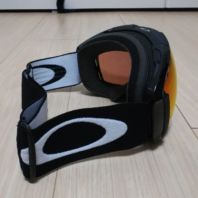 Oakley(オークリー)のAIRBRAKE XL OAKLEY オークリー ゴーグル スポーツ/アウトドアのスノーボード(アクセサリー)の商品写真