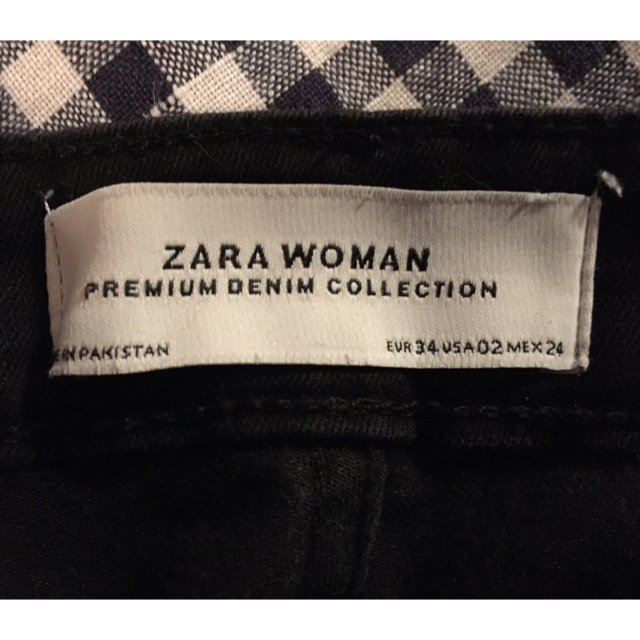 ZARA(ザラ)の新品未使用 ZARA ザラ スキニー ブラック レディースのパンツ(スキニーパンツ)の商品写真