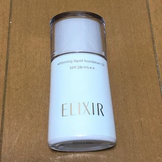 エリクシール(ELIXIR)のエリクシール シュペリエル ホワイトニングリキッドUV オークル10(ファンデーション)