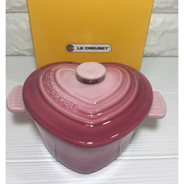 LE CREUSET(ルクルーゼ)のAzu様専用　　　　　　　　　ミニココットダムール ナチュラルピンク 新品未使用 インテリア/住まい/日用品のキッチン/食器(食器)の商品写真