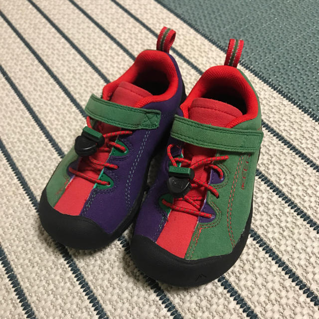 KEEN(キーン)のkaorinnさま専用☁︎*॰¨̮ キッズ/ベビー/マタニティのキッズ靴/シューズ(15cm~)(スニーカー)の商品写真