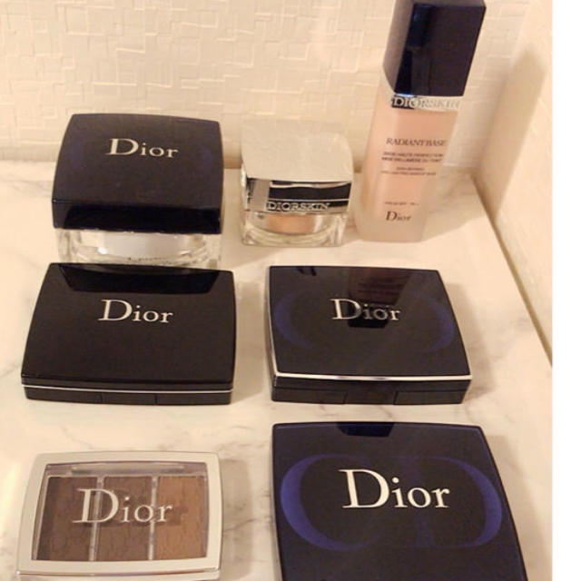 Dior(ディオール)の本日0時まで値下げ！Dior コスメセット コスメ/美容のベースメイク/化粧品(その他)の商品写真