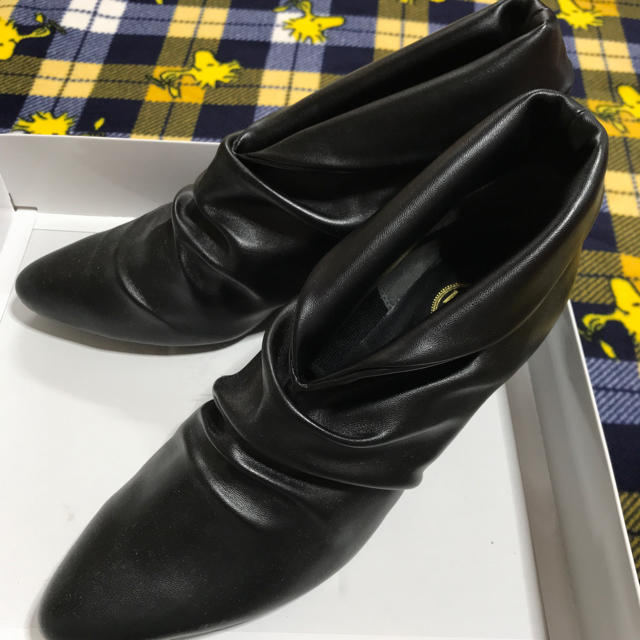 フリル ショートブーツ ✡︎✡︎ 24.5cm LL レディースの靴/シューズ(ブーティ)の商品写真