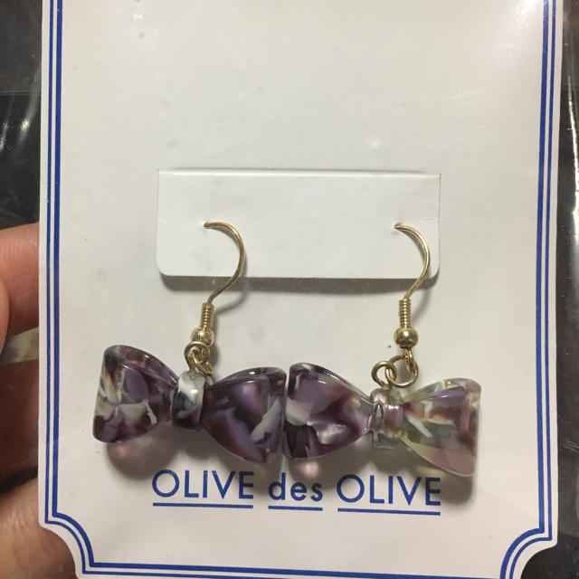 OLIVEdesOLIVE(オリーブデオリーブ)のオリーブデオリーブ　リボンピアス レディースのアクセサリー(ピアス)の商品写真