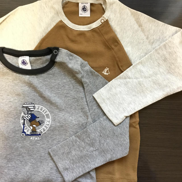 PETIT BATEAU(プチバトー)の【tipe様専用】36m キッズ/ベビー/マタニティのキッズ服男の子用(90cm~)(Tシャツ/カットソー)の商品写真