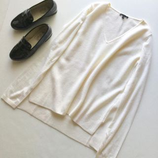 セオリー(theory)の美品 Oggi掲載*定価3.5万*theory*アゼリブルーズニットプルオーバー(ニット/セーター)