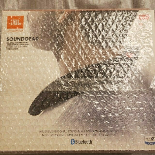 JBL SOUNDGEAR ネックスピーカー スマホ/家電/カメラのオーディオ機器(スピーカー)の商品写真