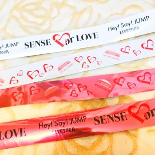 ヘイセイジャンプ(Hey! Say! JUMP)の銀テープ Hey!Say!JUMP SENSE or LOVE (アイドルグッズ)