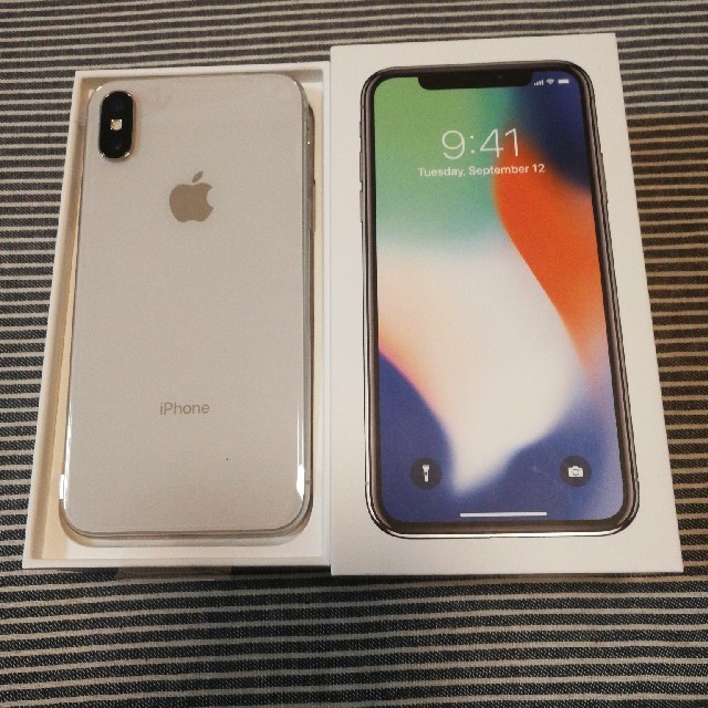 新品未使用　iphone x 64gb docomo