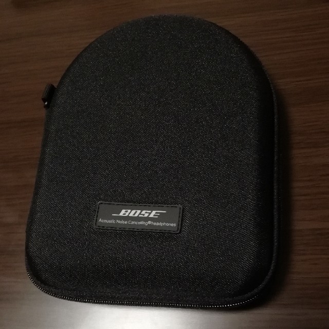 BOSE(ボーズ)のBOSE QuietComfort3 スマホ/家電/カメラのオーディオ機器(ヘッドフォン/イヤフォン)の商品写真