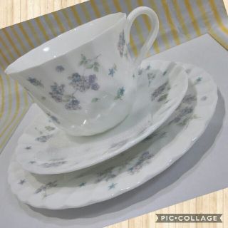 ウェッジウッド(WEDGWOOD)の❇❇コロコロ様専用❇❇ウェッジウッド【エイプリルフラワー】 カップ&ソーサー１客(食器)