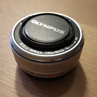 オリンパス(OLYMPUS)のM.ZUIKO 17mm F2.8 シルバー(レンズ(単焦点))