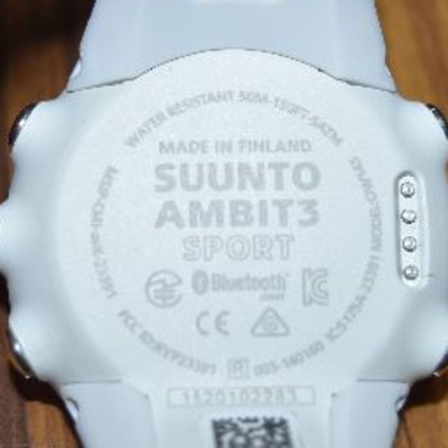 SUUNTO(スント)のSUUNT AMBIT3 SPORT White スント　時計 スポーツ/アウトドアのランニング(その他)の商品写真