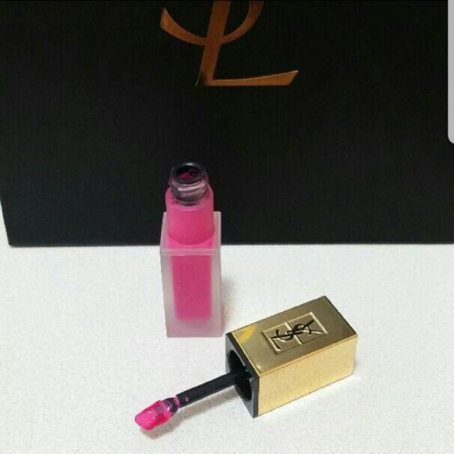 Yves Saint Laurent Beaute(イヴサンローランボーテ)の(新品未使用)YSL♡タトワージュ クチュール #3 コスメ/美容のベースメイク/化粧品(口紅)の商品写真