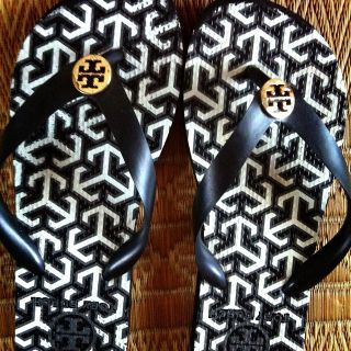 トリーバーチ(Tory Burch)のビーチサンダル♡本物(サンダル)