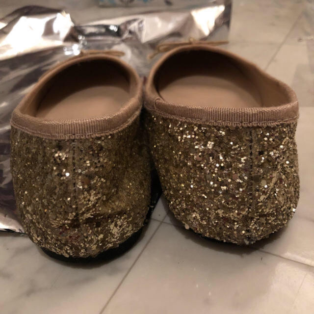Lochie(ロキエ)のépine(エピヌ) glitter gold ballet shoes レディースの靴/シューズ(バレエシューズ)の商品写真