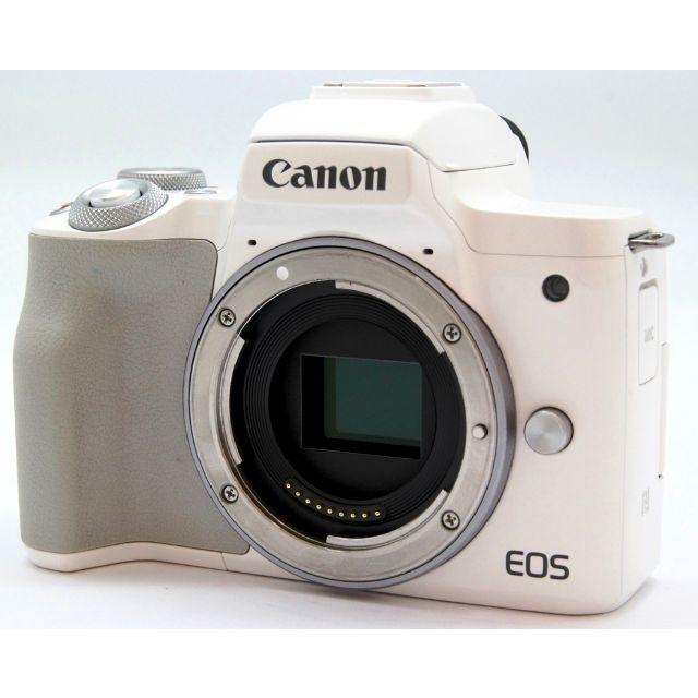 Canon(キヤノン)のCanon キヤノン EOS Kiss M ホワイト スマホ/家電/カメラのカメラ(ミラーレス一眼)の商品写真