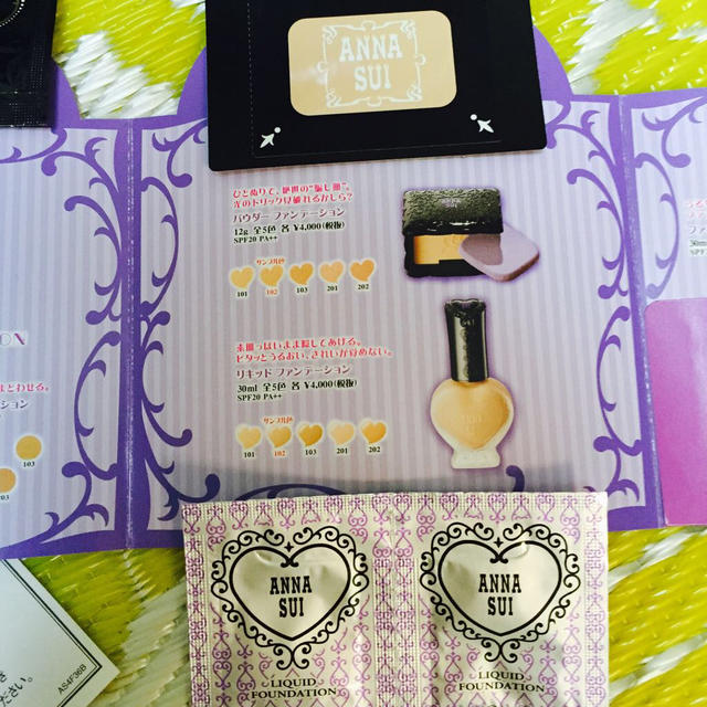 ANNA SUI(アナスイ)のANNA SUI 化粧品 サンプル×2 コスメ/美容のベースメイク/化粧品(その他)の商品写真