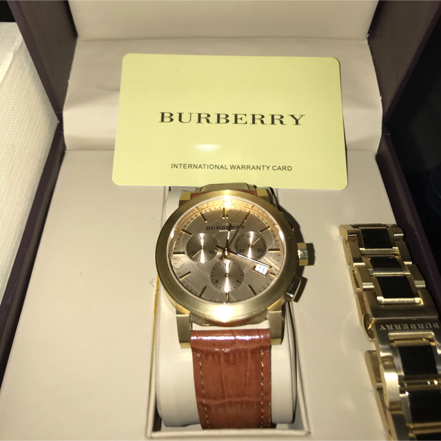 BURBERRY BURBERRY 腕時計の通販 by A｜バーバリーならラクマ - 値下げ！
メンズ
値下げ BURBERRY 腕時計 特価在庫あ
特価在庫あ